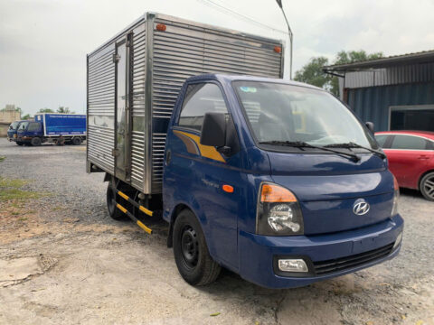 Bên phải cabin hyundai porter h150 tải trọng 1,5 tấn cũ