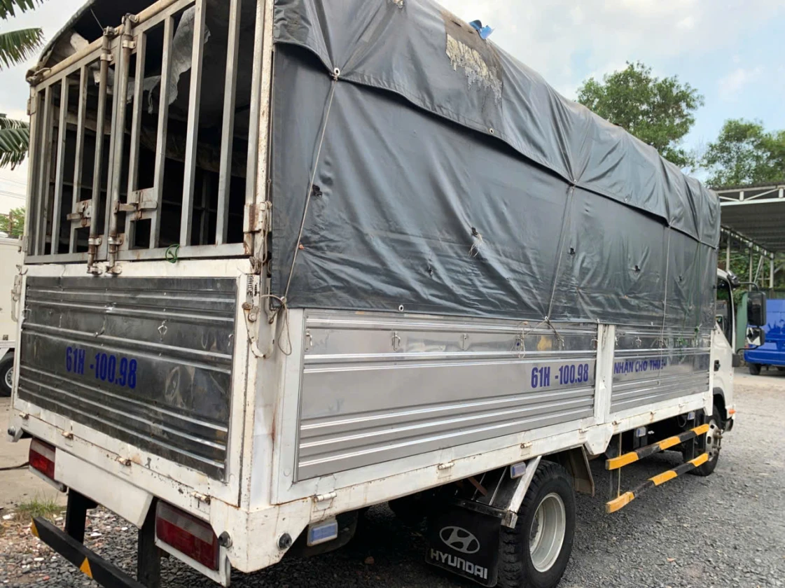 thùng bạt 5 bửng mở của xe tải Jac 5 tấn cũ đời 2021