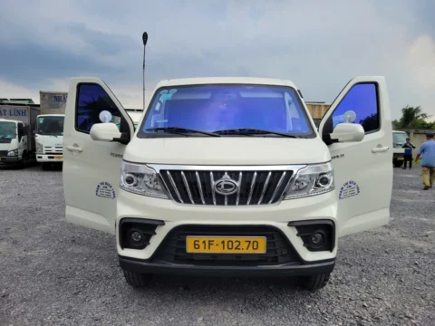 Tải van cũ Tera V8 2chổ đời 2024 thùng dài 2.8m
