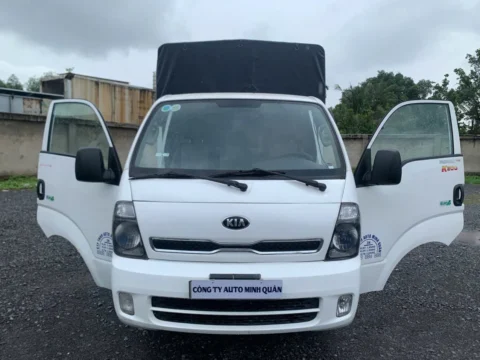 Xe tải K200 thùng bạt chính chủ đời 2019 tải trọng 1.9 tấn cũ tại bãi