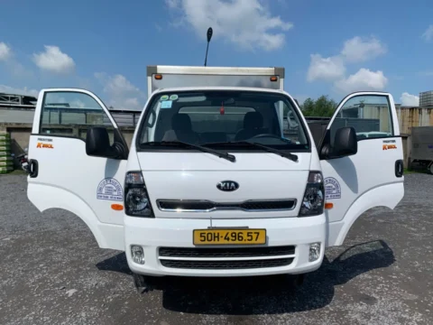 Xe tải Kia K250L trả góp ngân hàng 60% thùng kín 4.5m đời 2024