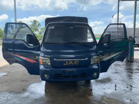 Xe tải Jac thùng bạt giá rẻ đời 2021 tải trọng 1t5